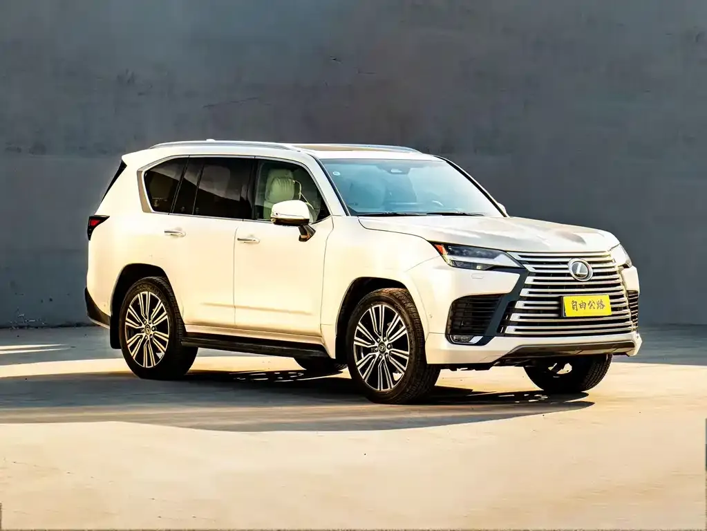 Lexus LX — фото 7