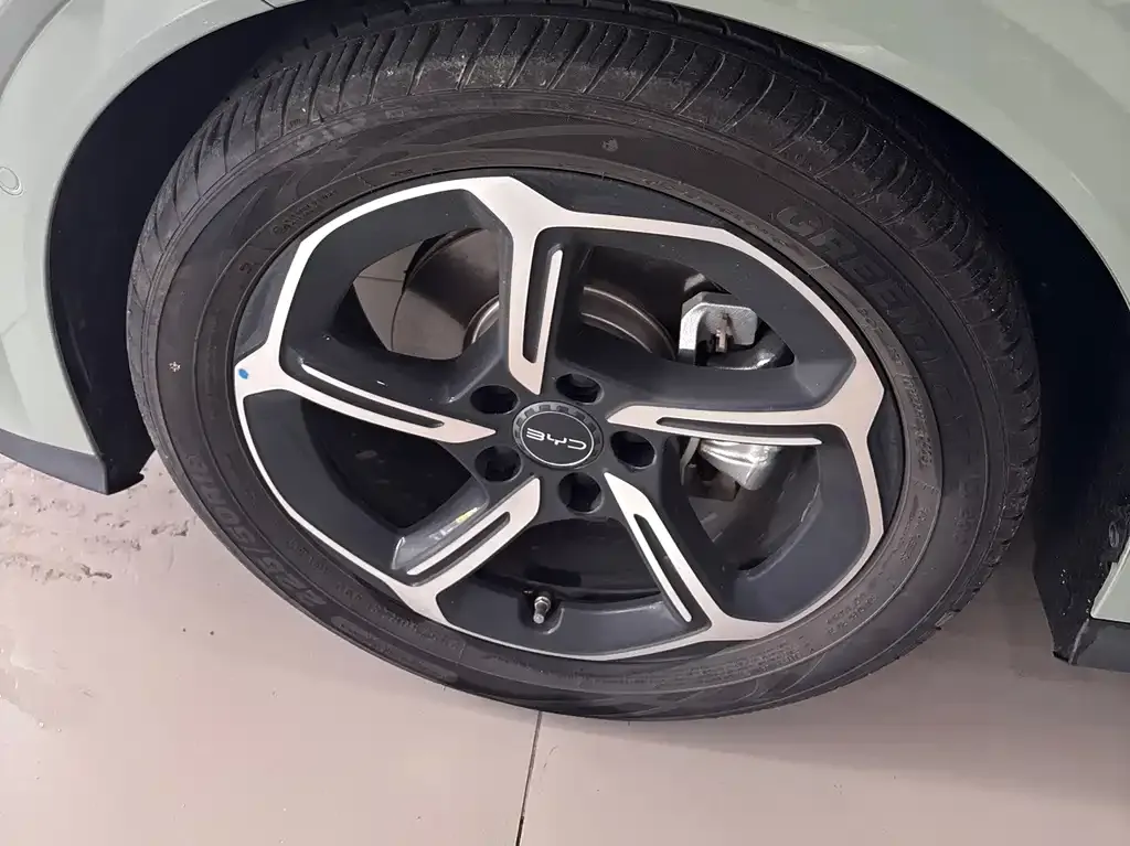 BYD Seal 06GT — фото 3