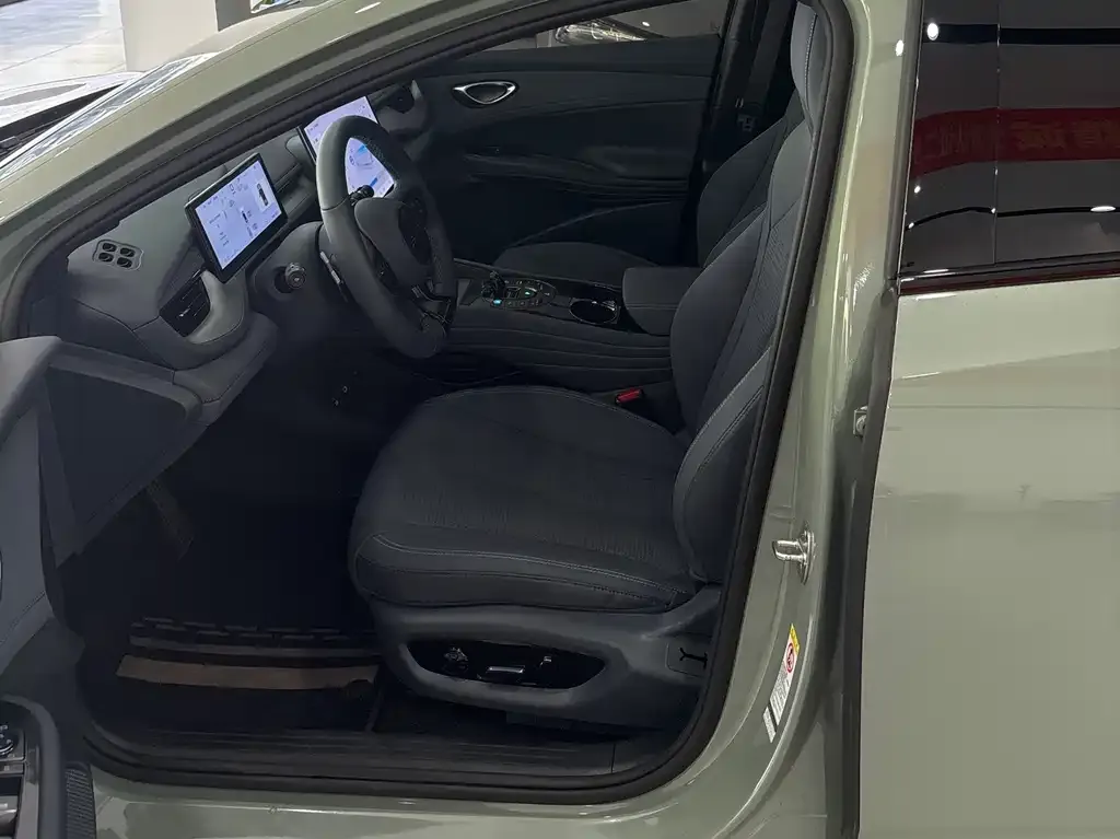 BYD Seal 06GT — фото 7