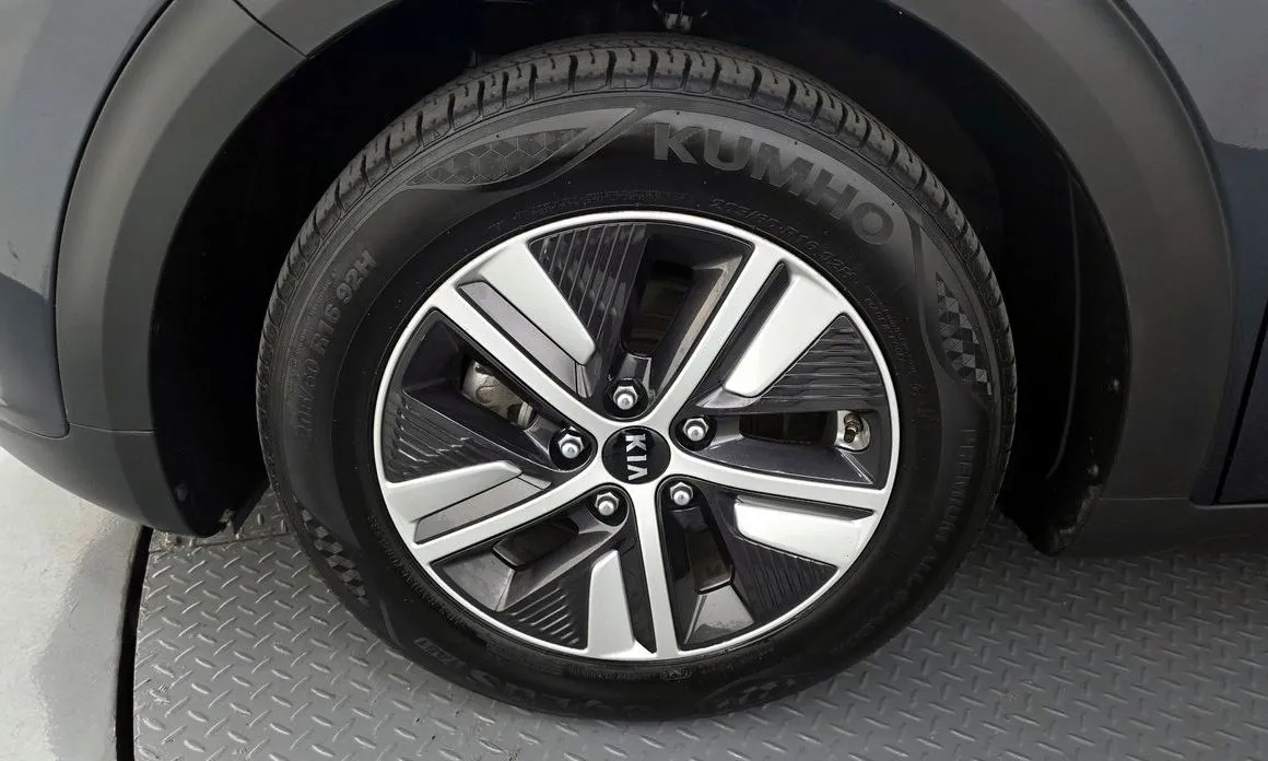 Kia Niro 2021 из KR, фото 3