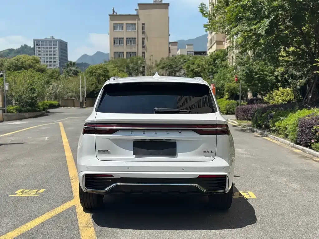 Geely Xingyue L — фото 4
