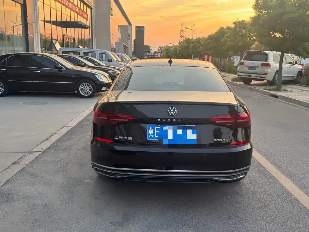 Volkswagen Passat 2021 из CN, фото 3