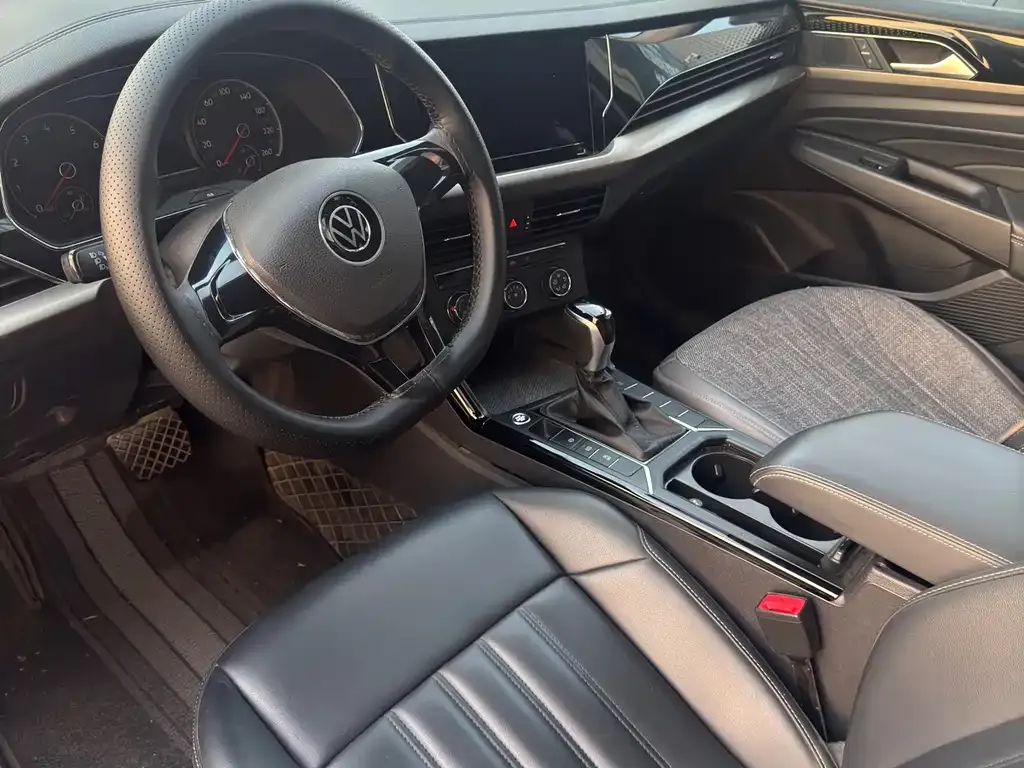 Volkswagen Passat 2021 из CN, фото 7