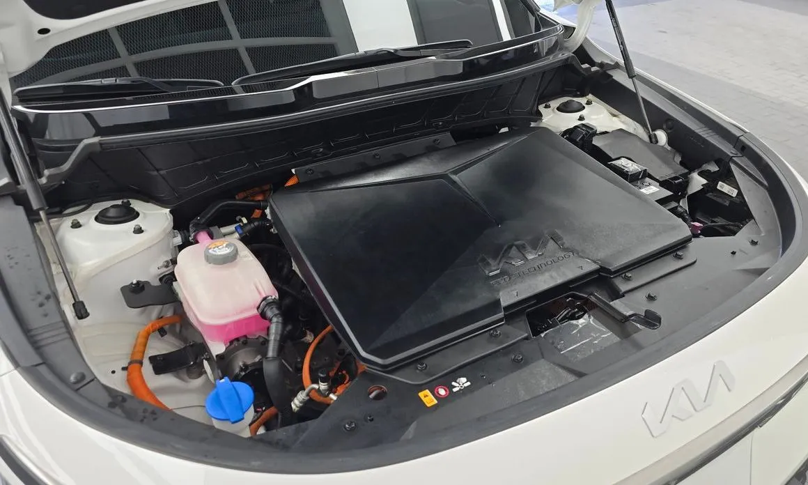 Kia Niro — фото 10