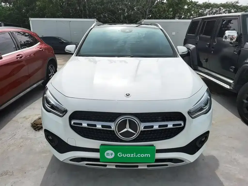 Mercedes-Benz GLA — фото 10