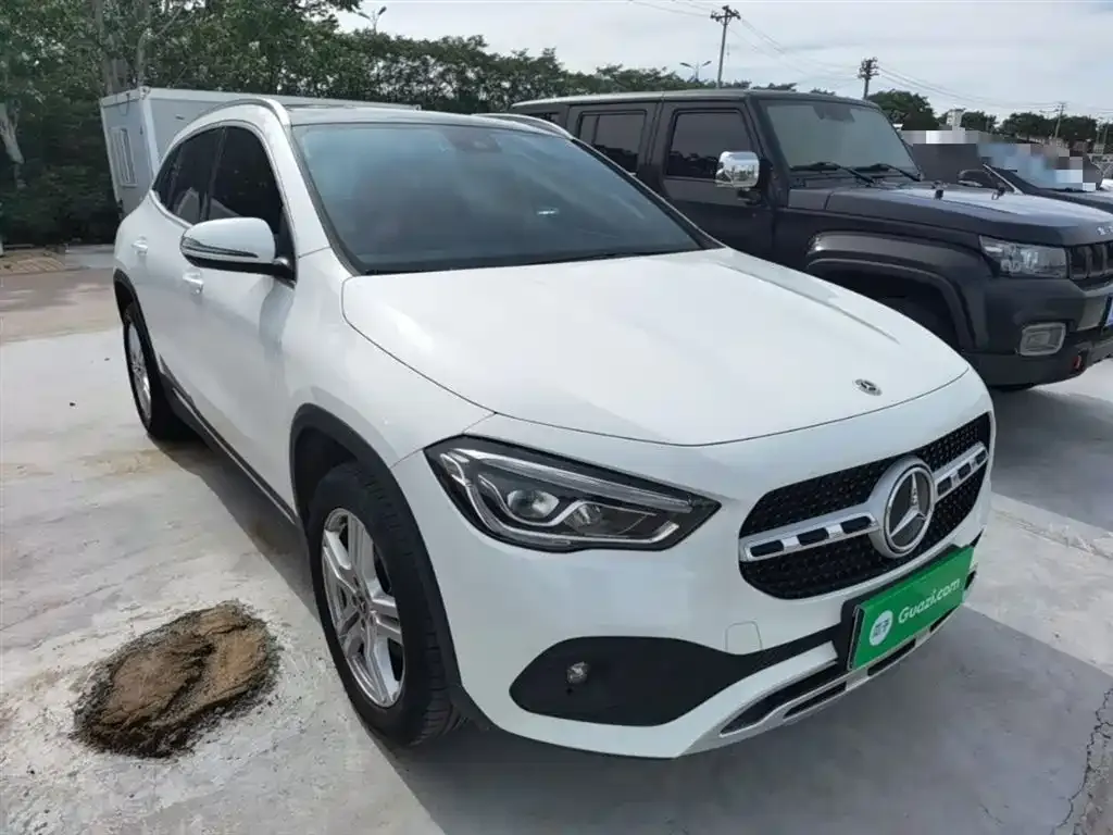 Mercedes-Benz GLA — фото 8