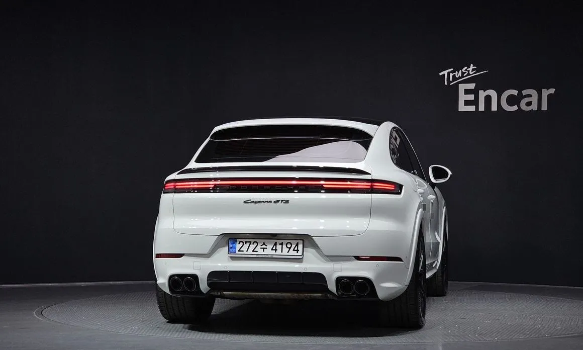 Porsche Cayenne 2025 из KR, фото 4