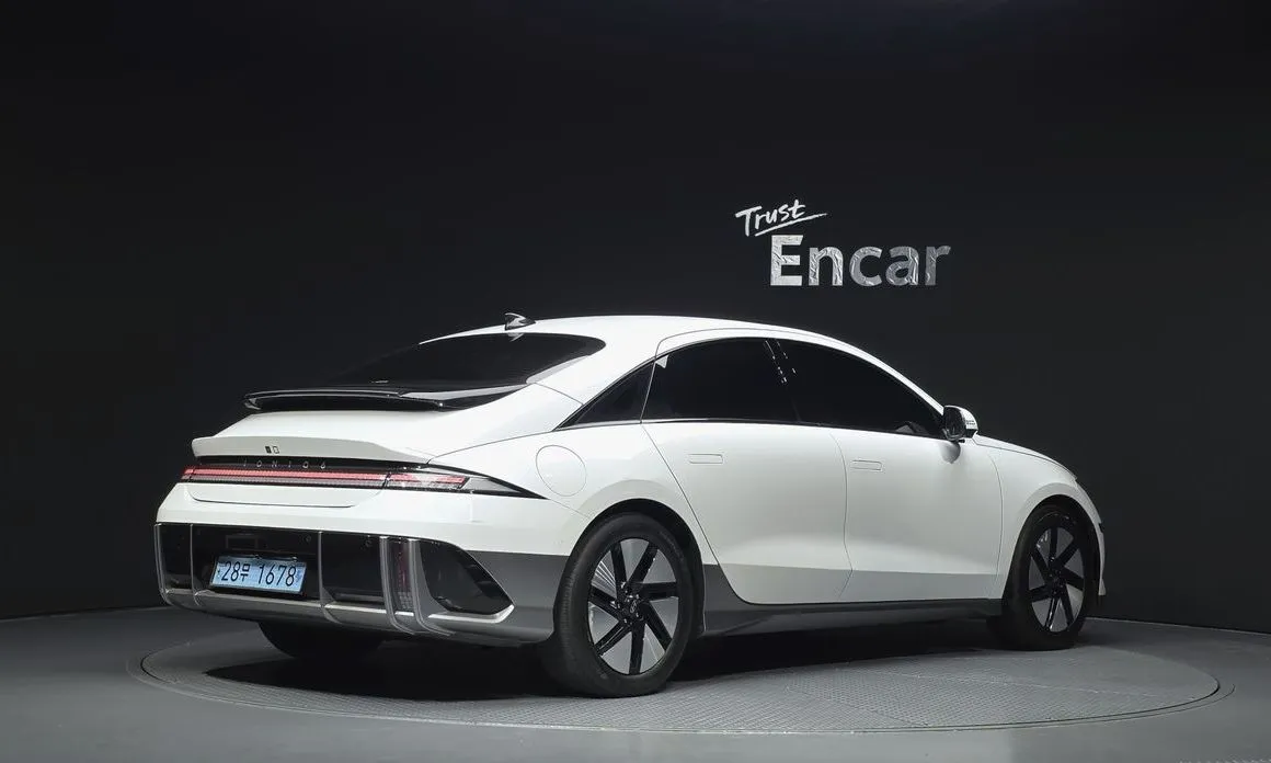 Hyundai Ioniq6 2023 из KR, фото 2