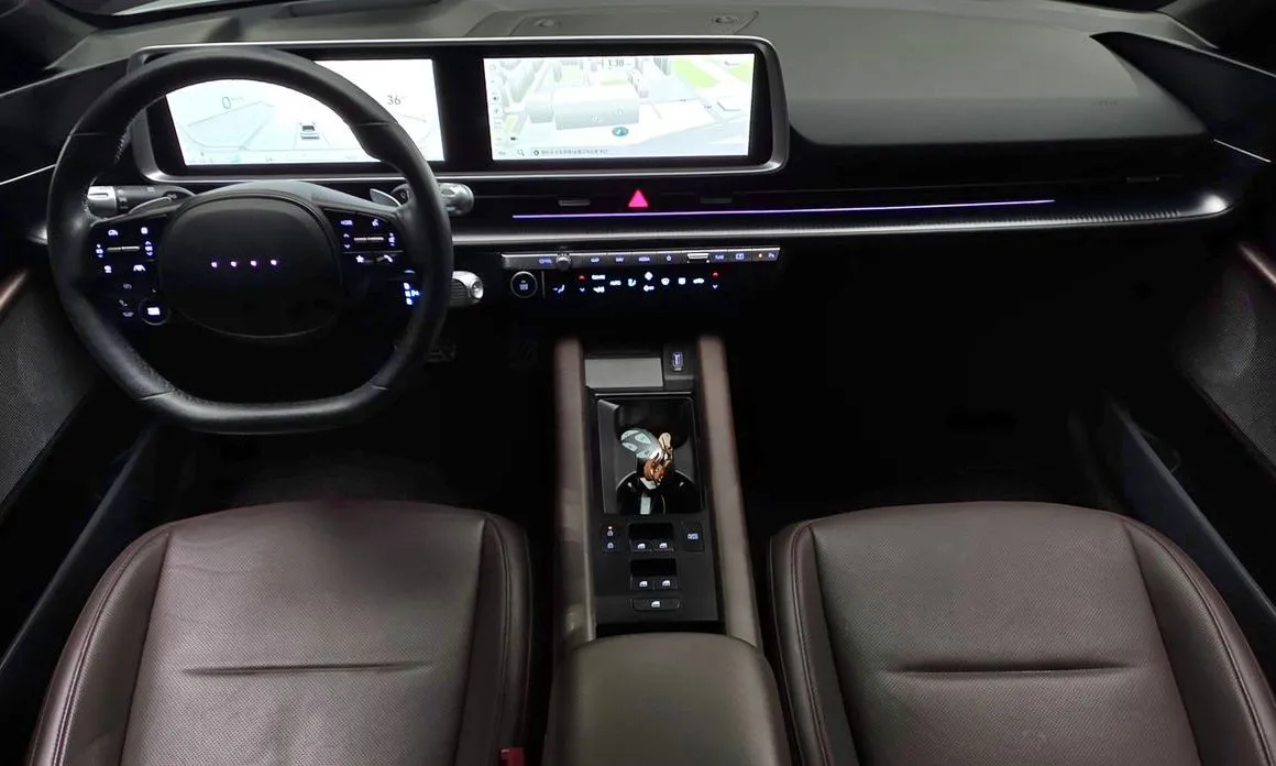 Hyundai Ioniq6 2023 из KR, фото 8