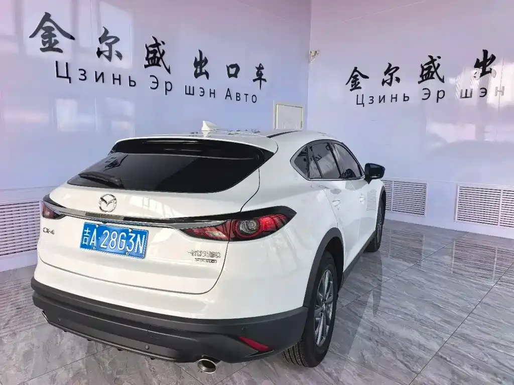Mazda CX-4 — фото 4