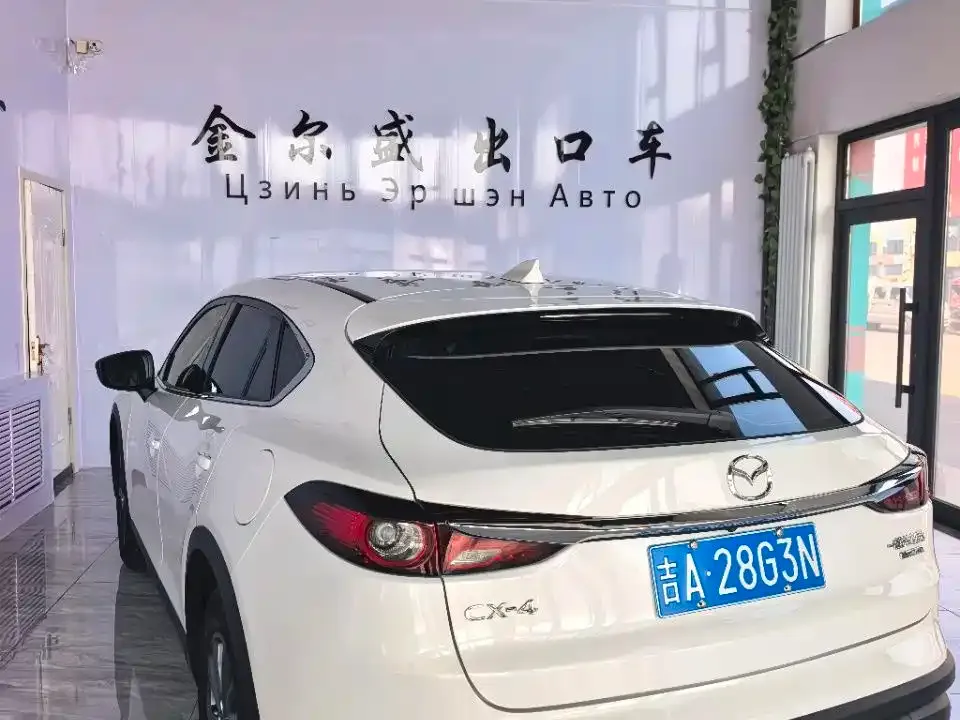 Mazda CX-4 — фото 9