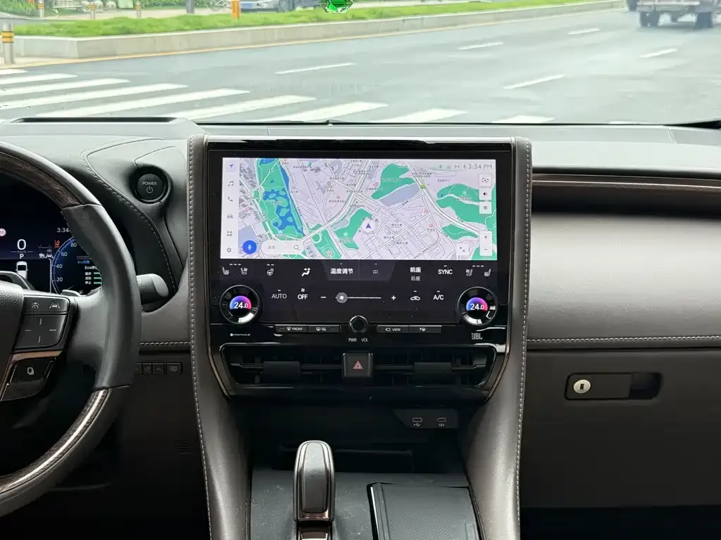 Toyota Vellfire — фото 4