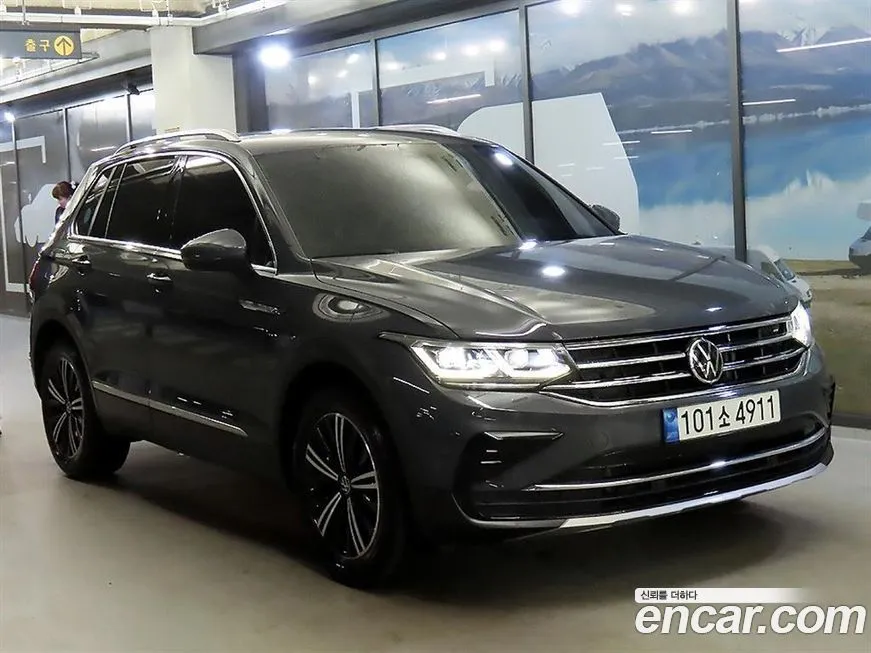 Volkswagen Tiguan 2.0 TDI Premium 1
