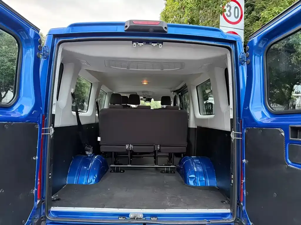 IVECO Ousheng 2023 из CN, фото 7