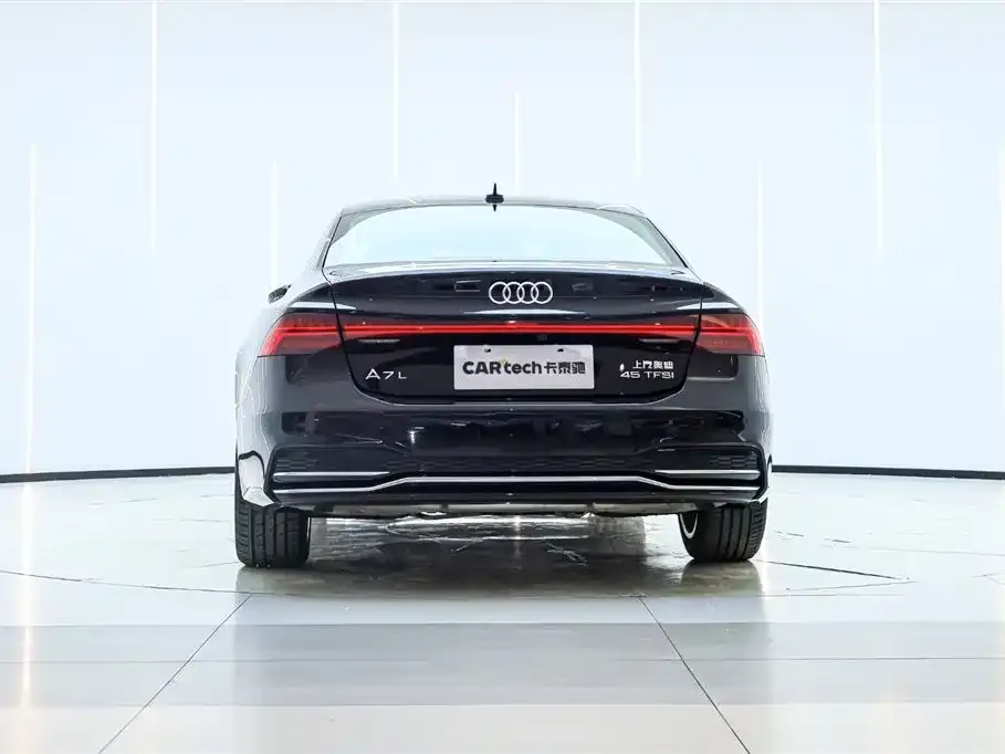 Audi A7L — фото 4