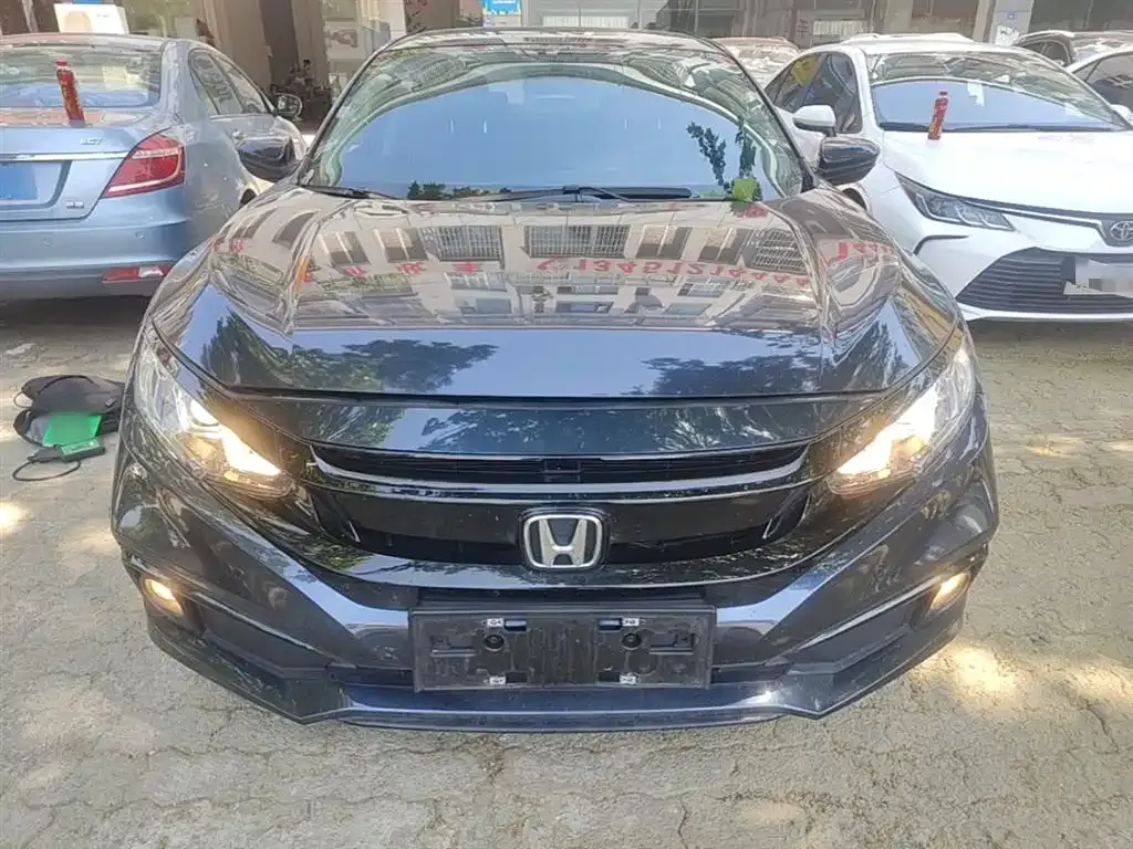 Honda Civic — фото 4