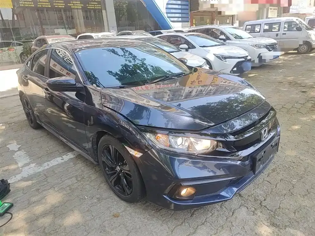 Honda Civic — фото 9
