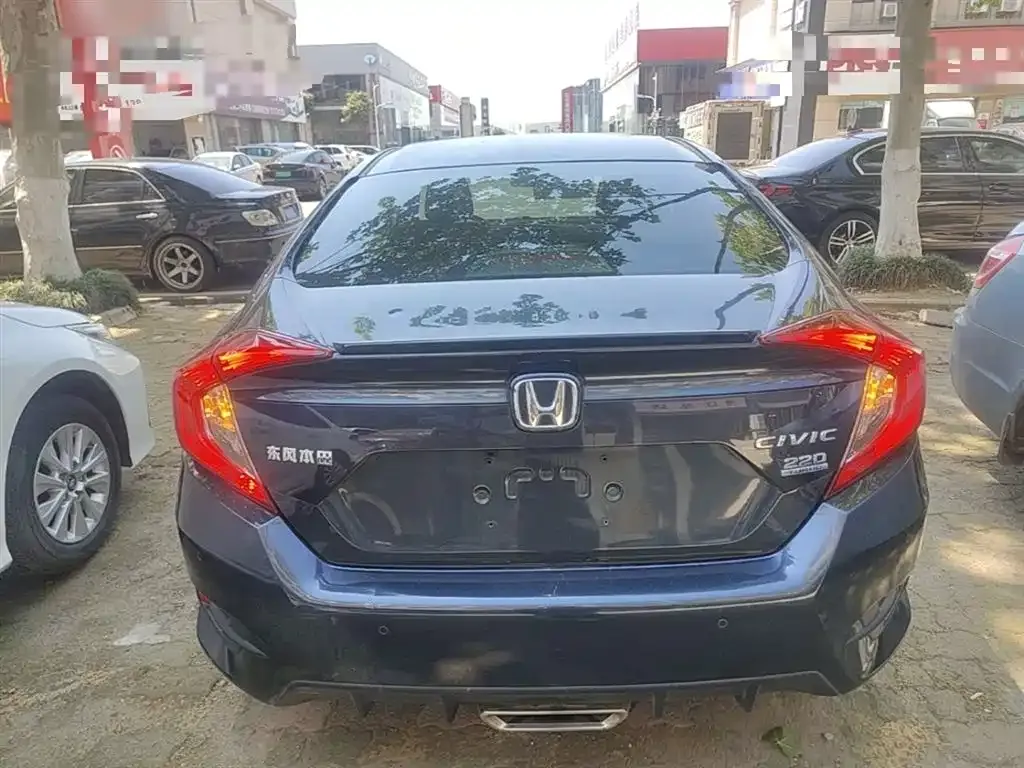 Honda Civic — фото 5