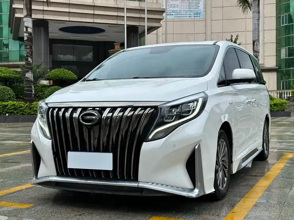 GAC Motor Trumpchi M8 — фото 1