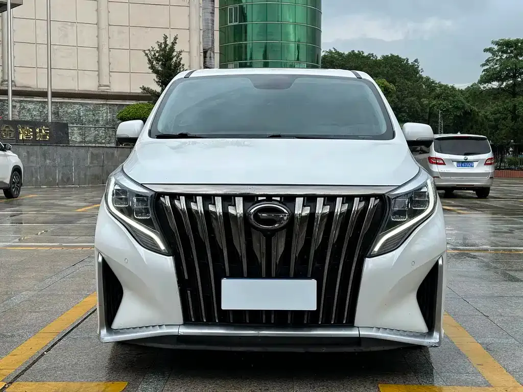 GAC Motor Trumpchi M8 — фото 3
