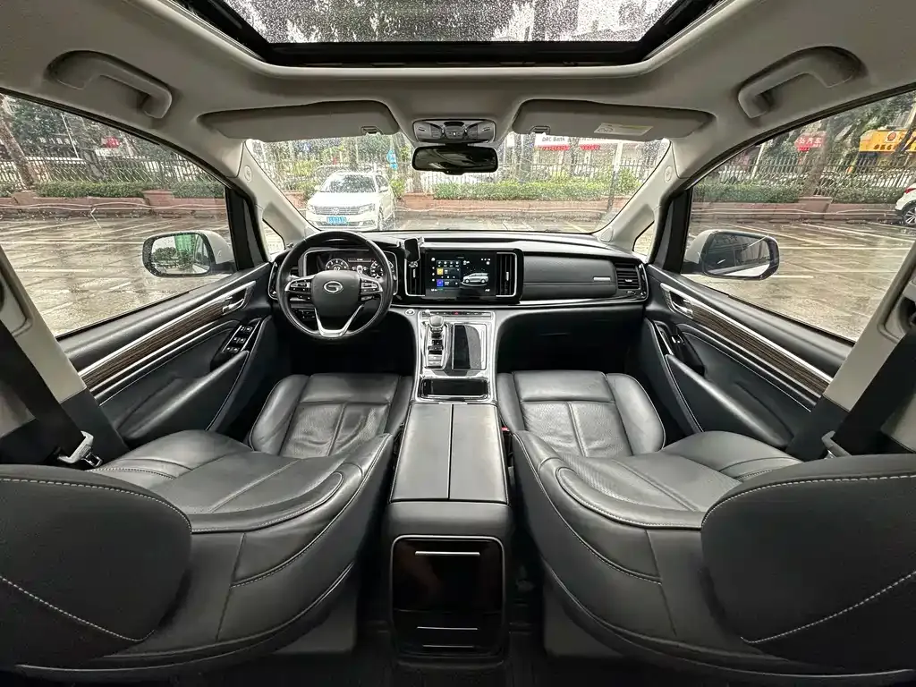 GAC Motor Trumpchi M8 — фото 9