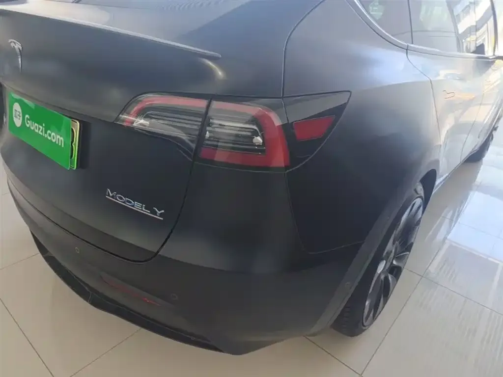 Tesla Model Y 2023 из CN, фото 9