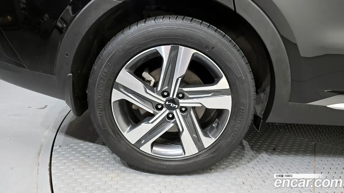 Kia Sorento — фото 5