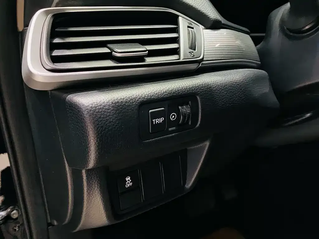 Honda Accord — фото 8