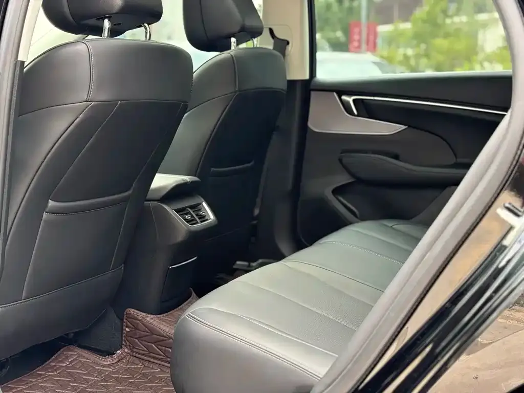 Buick LaCrosse 2023 из CN, фото 2