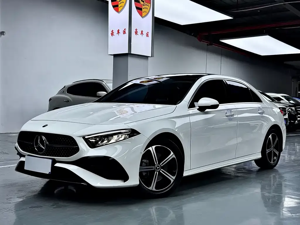 Mercedes-Benz A-Class — фото 1