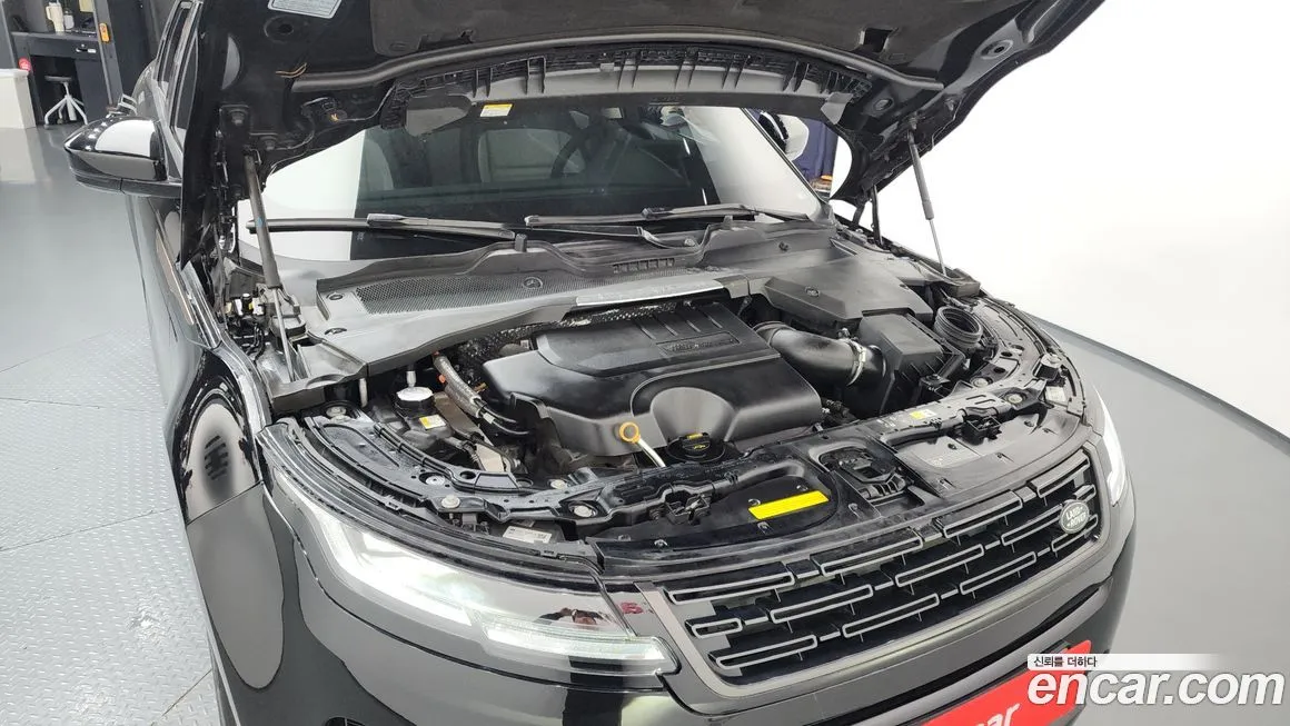 Land Rover Range Rover Evoque — фото 10