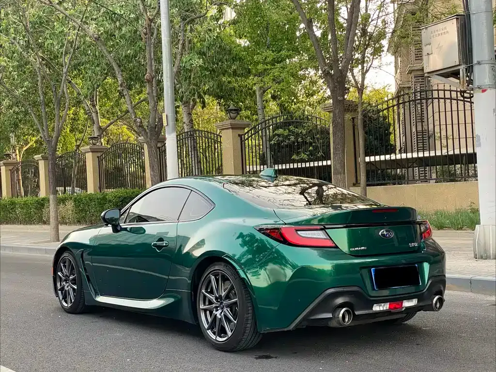 Subaru BRZ 2023 из CN, фото 10
