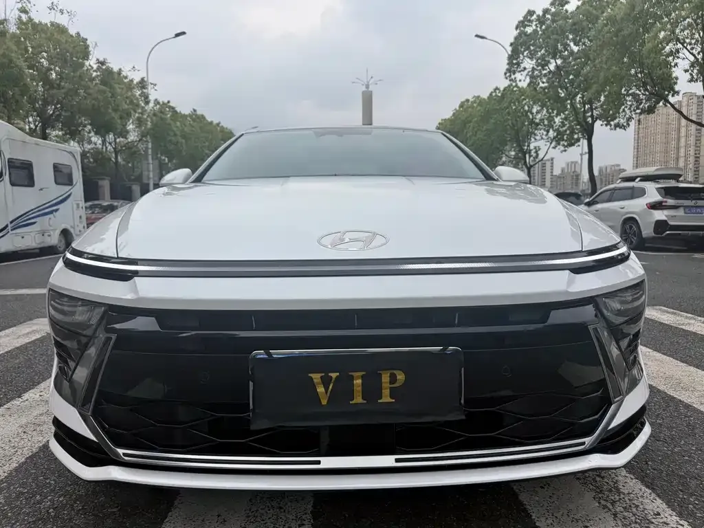 Hyundai Sonata 2024 из CN, фото 2