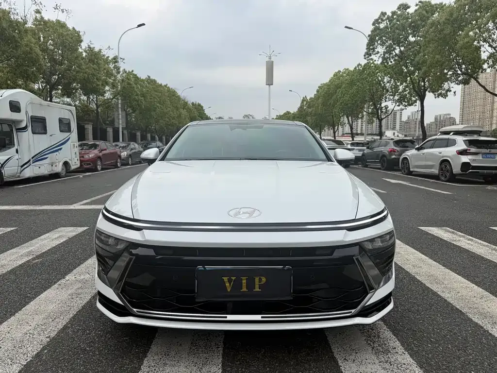 Hyundai Sonata 2024 из CN, фото 7