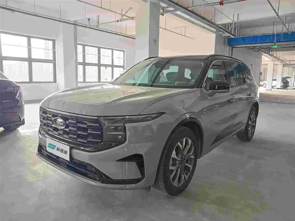 Ford Edge — фото 1