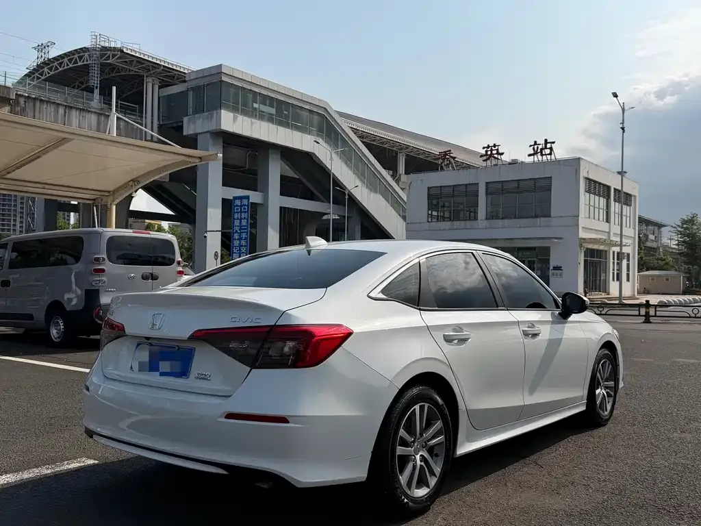 Honda Civic — фото 2