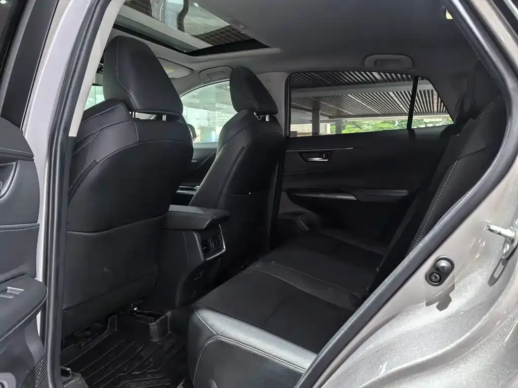 Toyota Venza 2022 из CN, фото 6