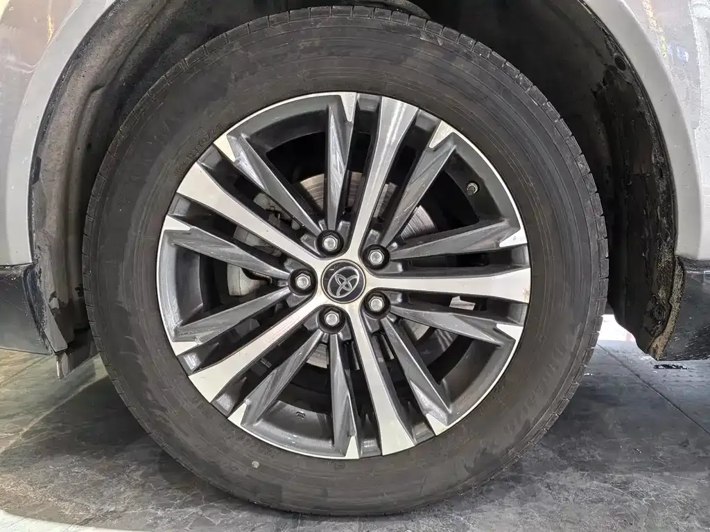 Toyota Venza 2022 из CN, фото 7
