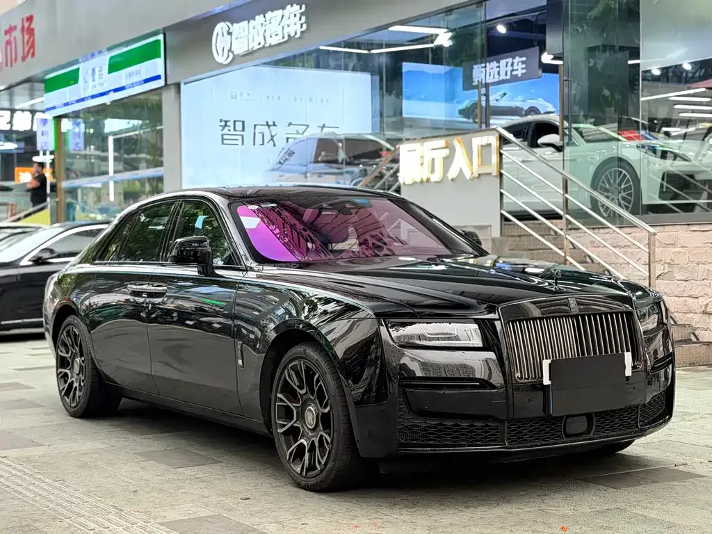 Rolls-Royce Ghost — фото 10