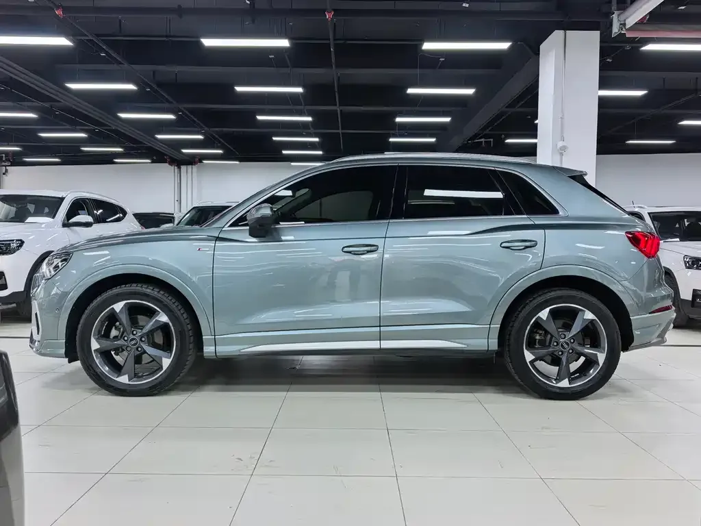 Audi Q3 2022 из CN, фото 7