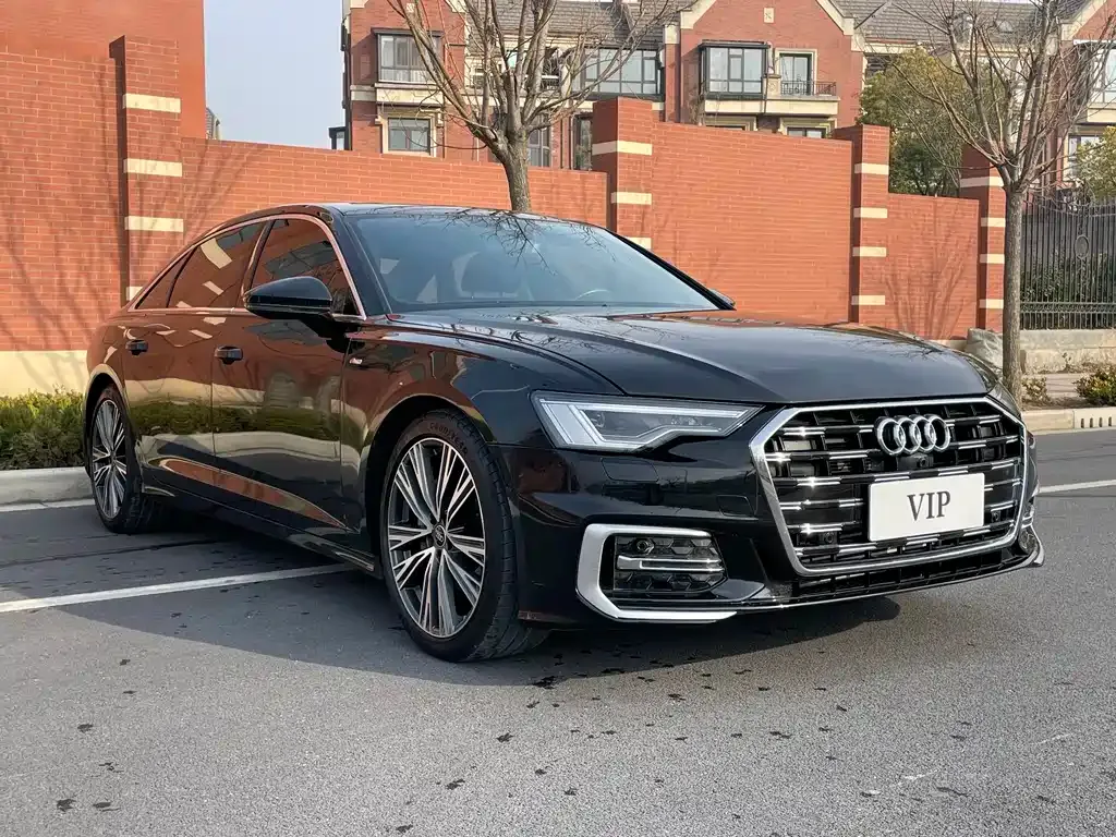 Audi A6L — фото 10