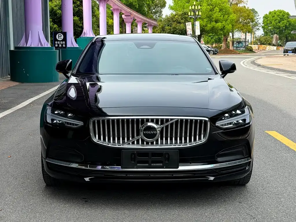 Volvo S90 — фото 4