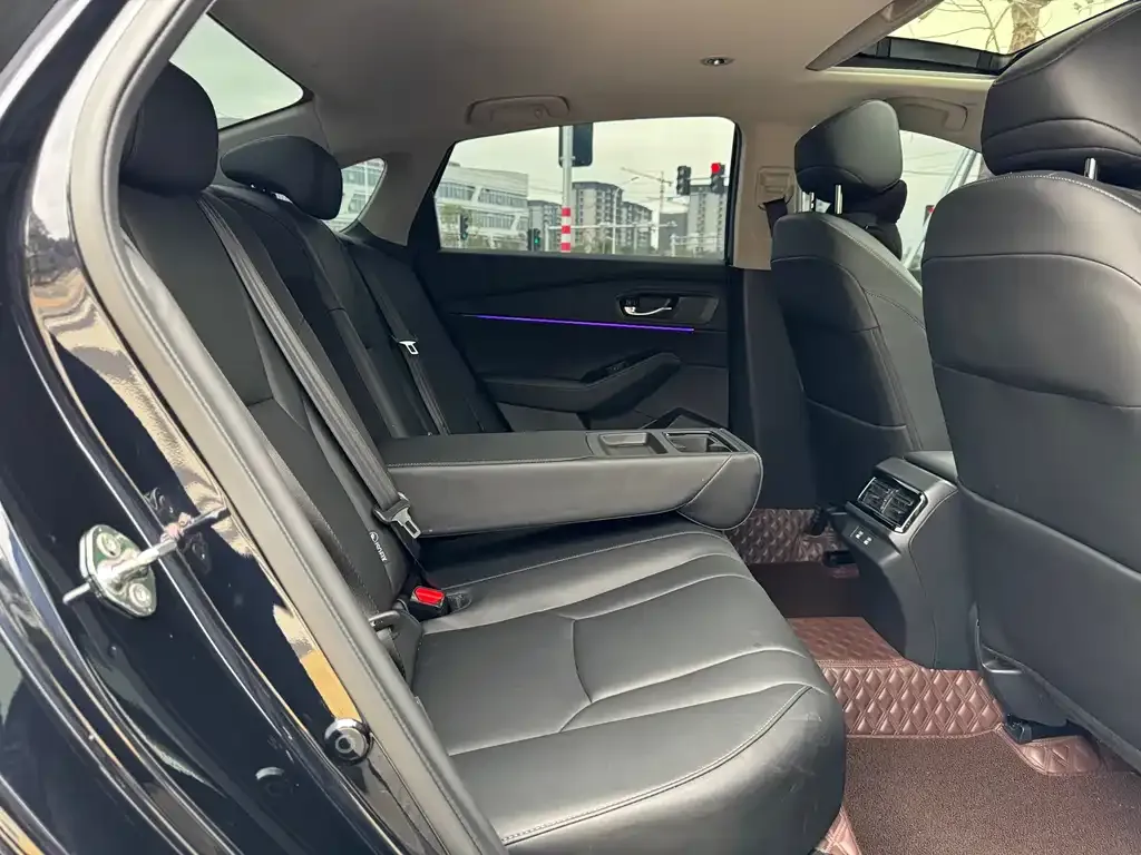 Honda Accord — фото 2