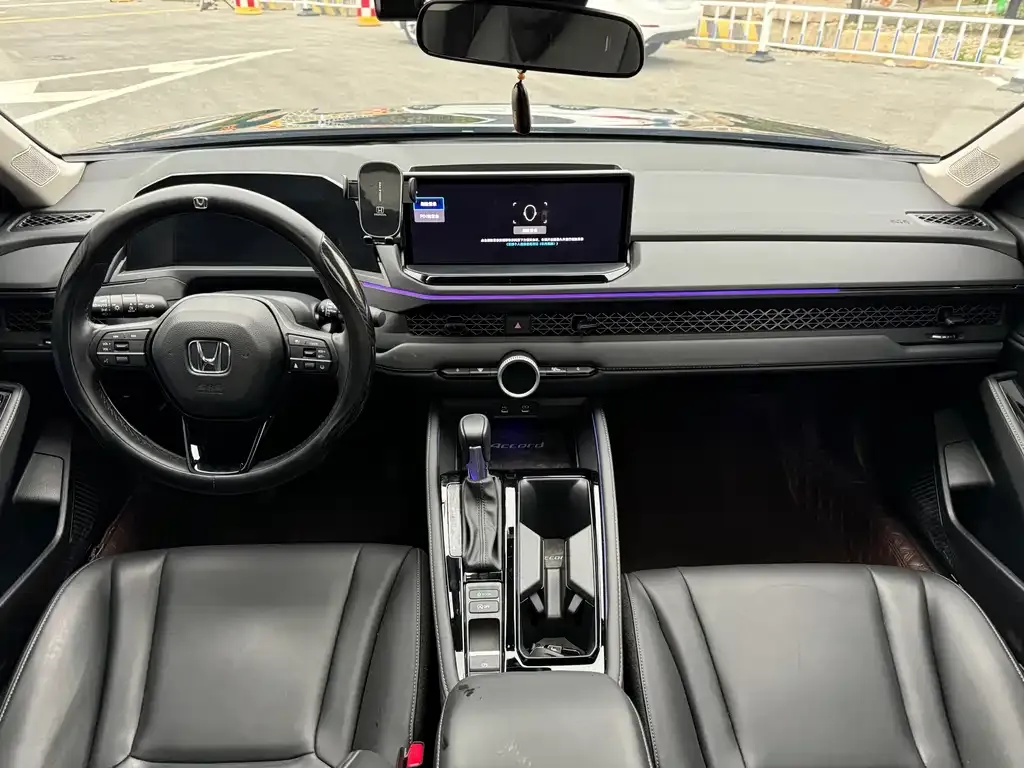 Honda Accord — фото 5