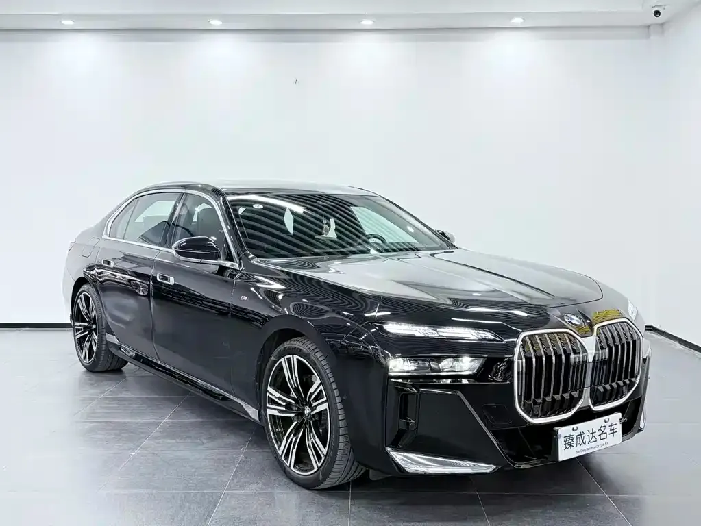 BMW 7 Series — фото 5