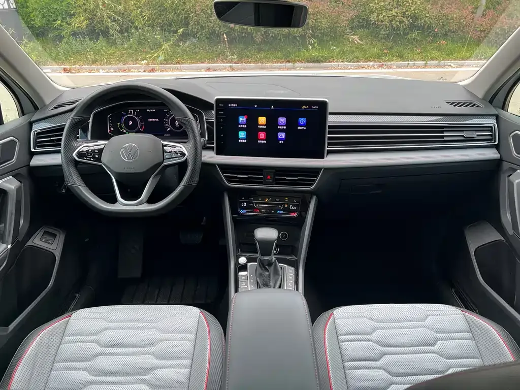 Volkswagen 途观L插电混动 2022 из CN, фото 9