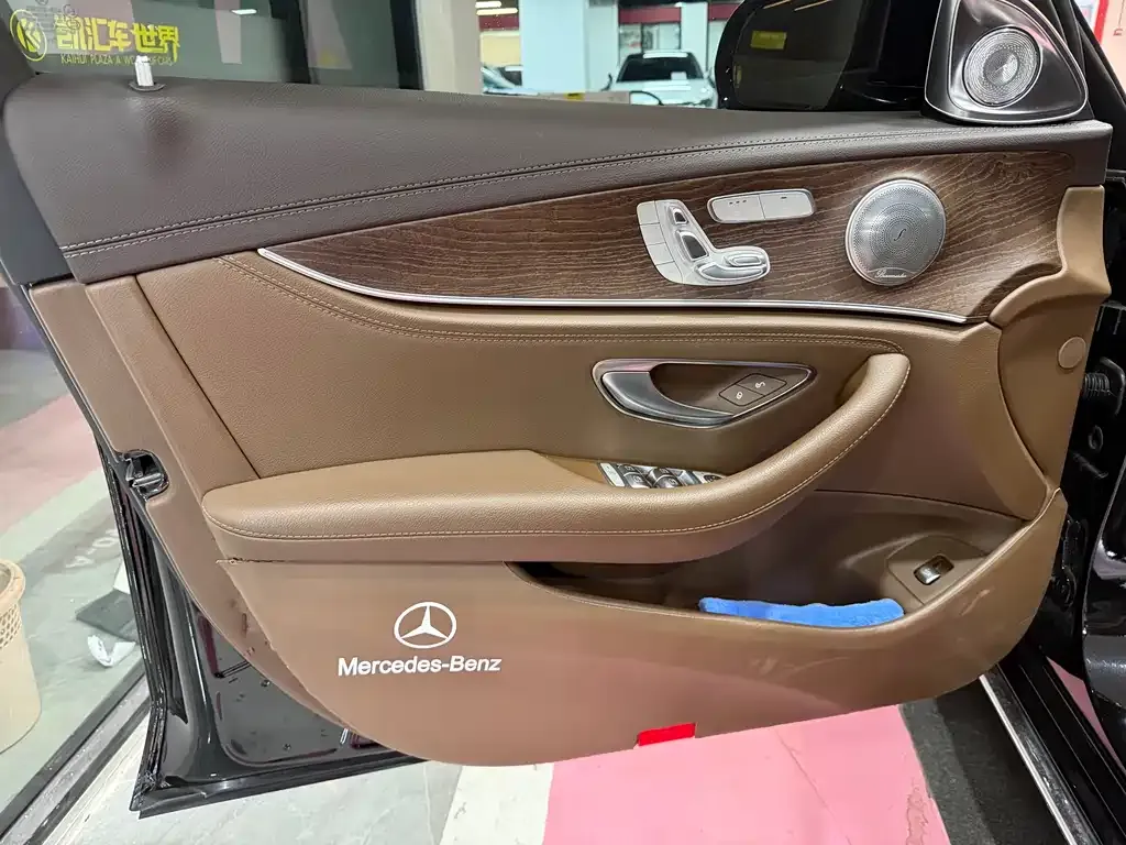 Mercedes-Benz E-Class 2023 из CN, фото 5