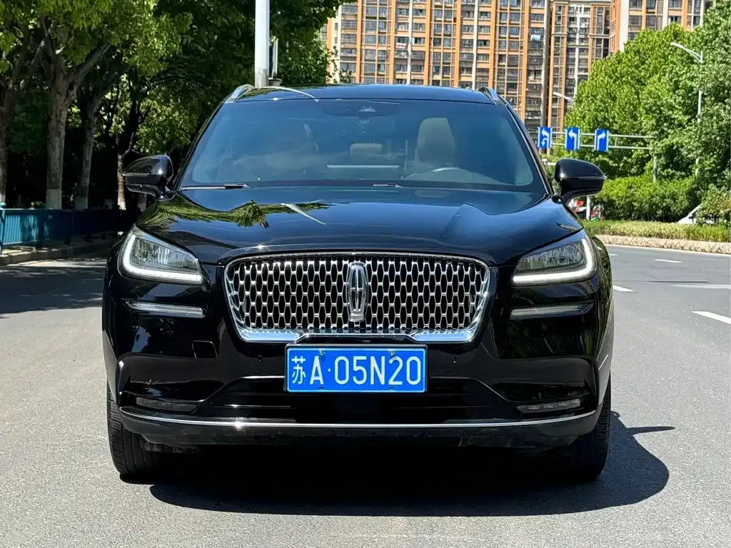 Lincoln Corsair — фото 1