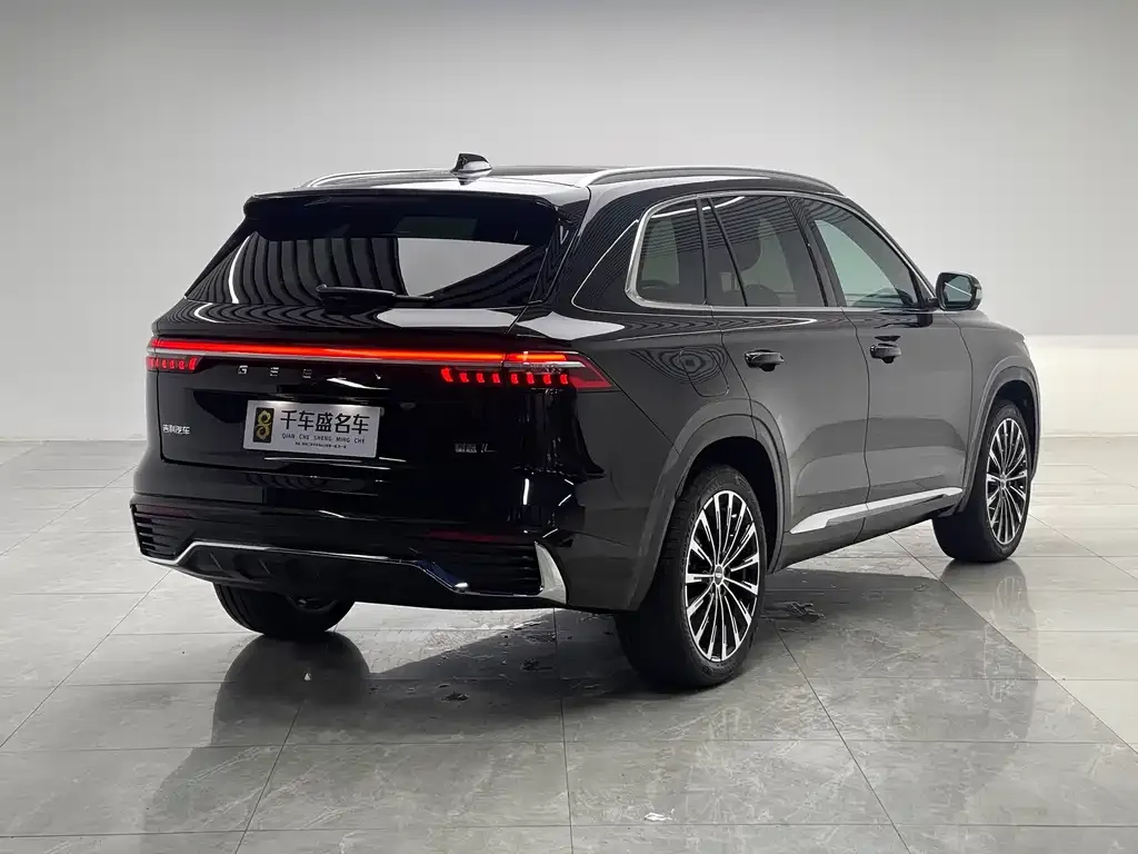 Geely Xingyue L — фото 4