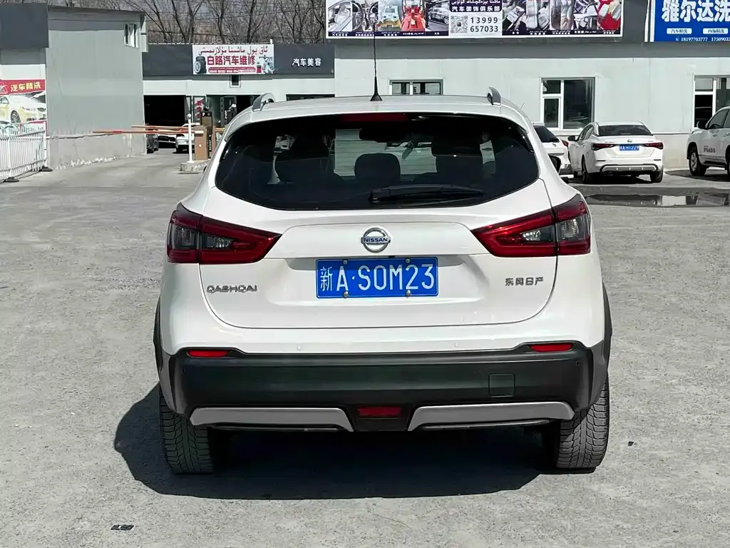 Nissan Qashqai — фото 5